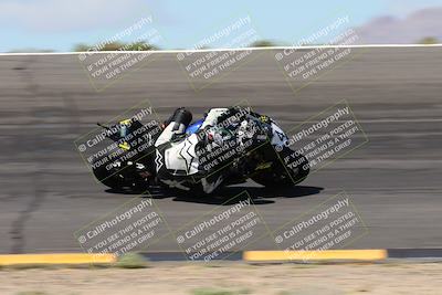 media/Apr-05-2024-Apex Assassins-CVMA Friday Practice (Fri) [[ee2ef04f2b]]/3-Racer 2/Session 3 (Bowl Speed Pans)/